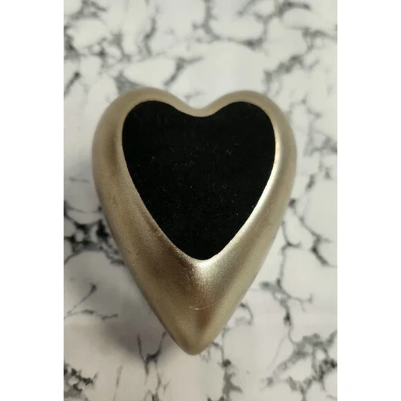 DEMDACO Art Hearts "All You Need Is Love and a Dog" Trinket Box NWOT or Box. - Picture 6 of 8